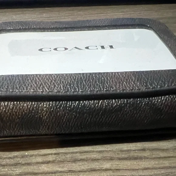 Coach NEW Brown Zip Card Holder with Gold - Picture 3 of 3